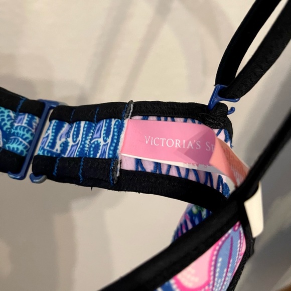VS Swim Top. Size: 34A. Color: Multi. - Picture 3 of 4